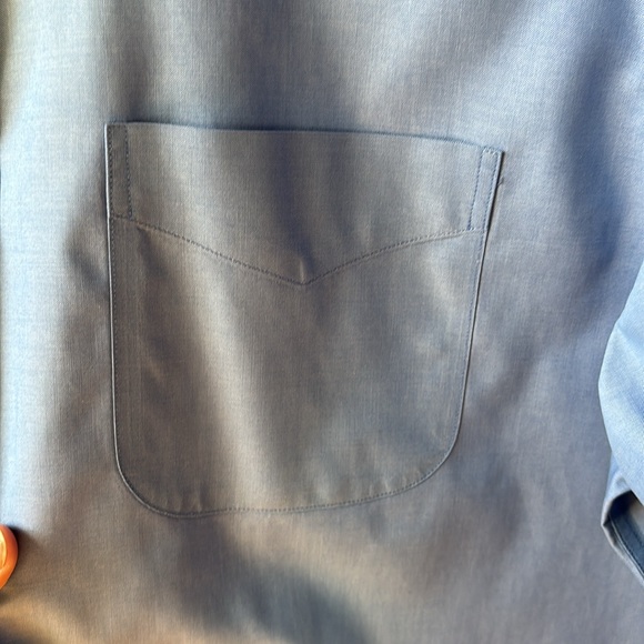 Brooks Brothers cotton dress shirt, size 16.5 - Picture 4 of 4